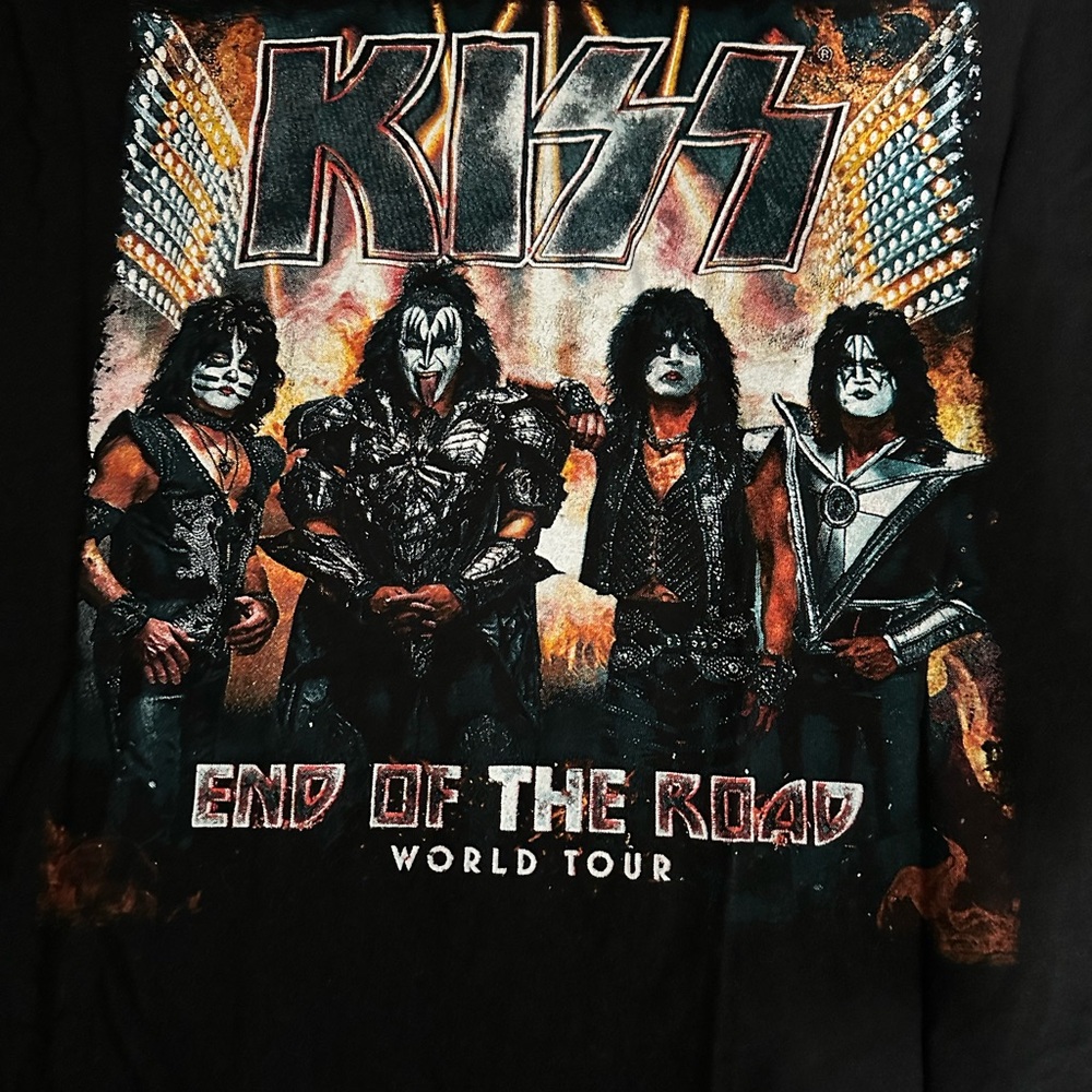 KISS “End of the Road World Tour” Concert Tee-Shirt
Never worn!